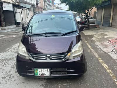 Daihatsu Move 2015