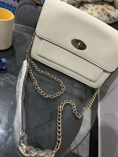 Hand bag