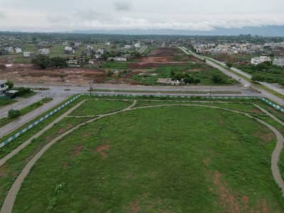 5 Marla Size Plot Available For Sale In G-15/3 clear land plot