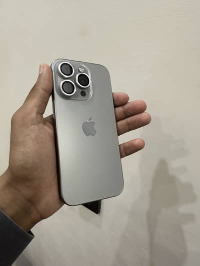 Apple iPhone 15 Pro Non Pta with box and original cable