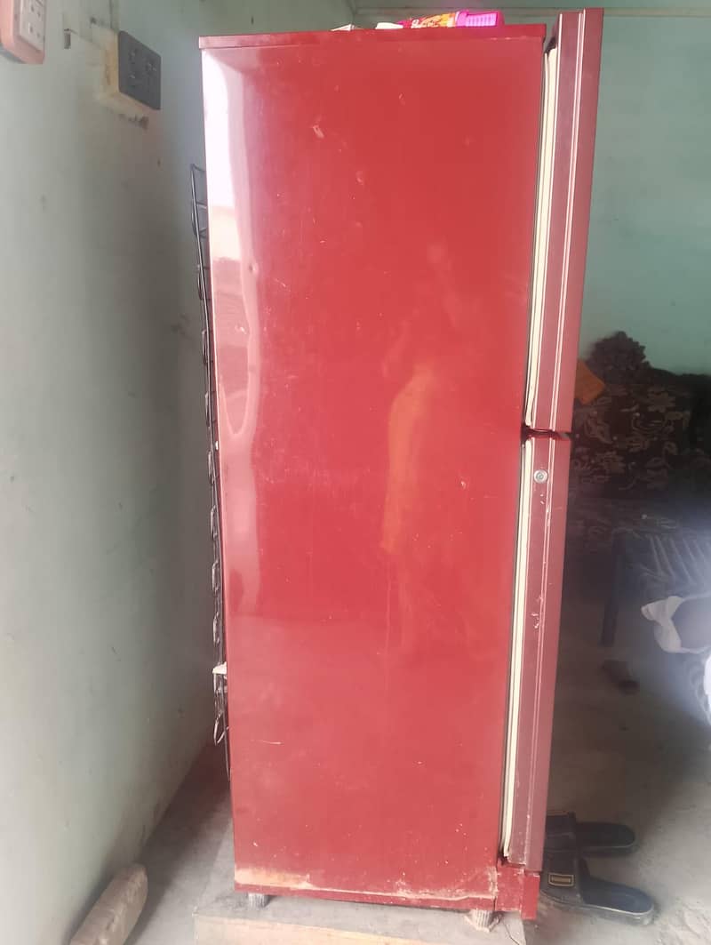 refrigerator 4