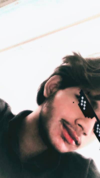aqsam hussain