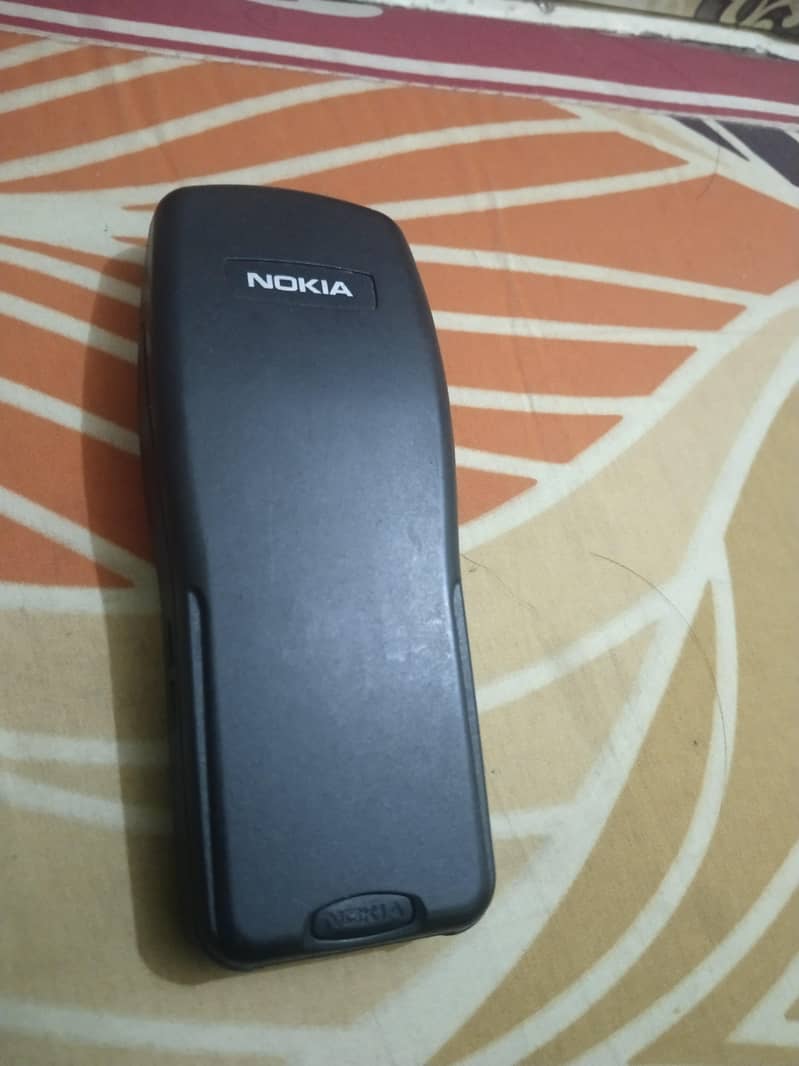 nokia 3210 2