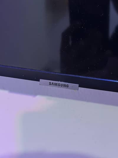 Samsung led 43inch Uhd 8k grapics 7th generation