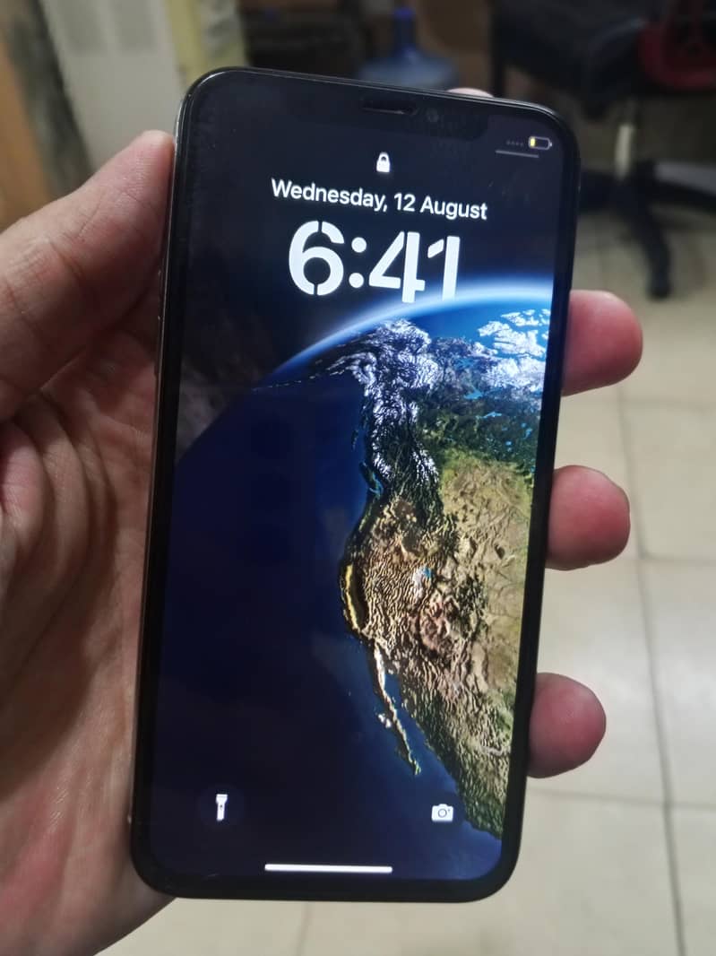 Apple iPhone X 1