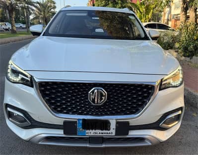 MG HS 2021