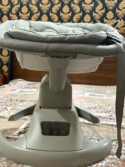 Baby Electric Swing / Rocker – Like New