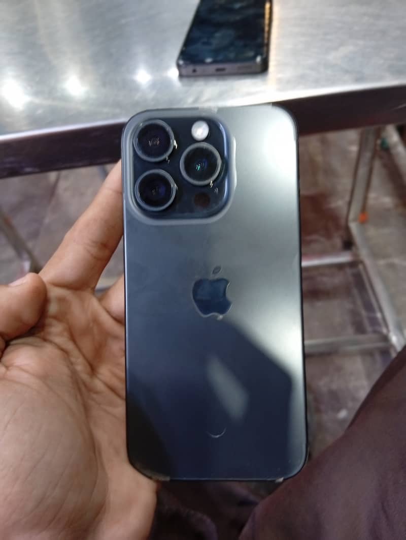 iPhone 15pro 0