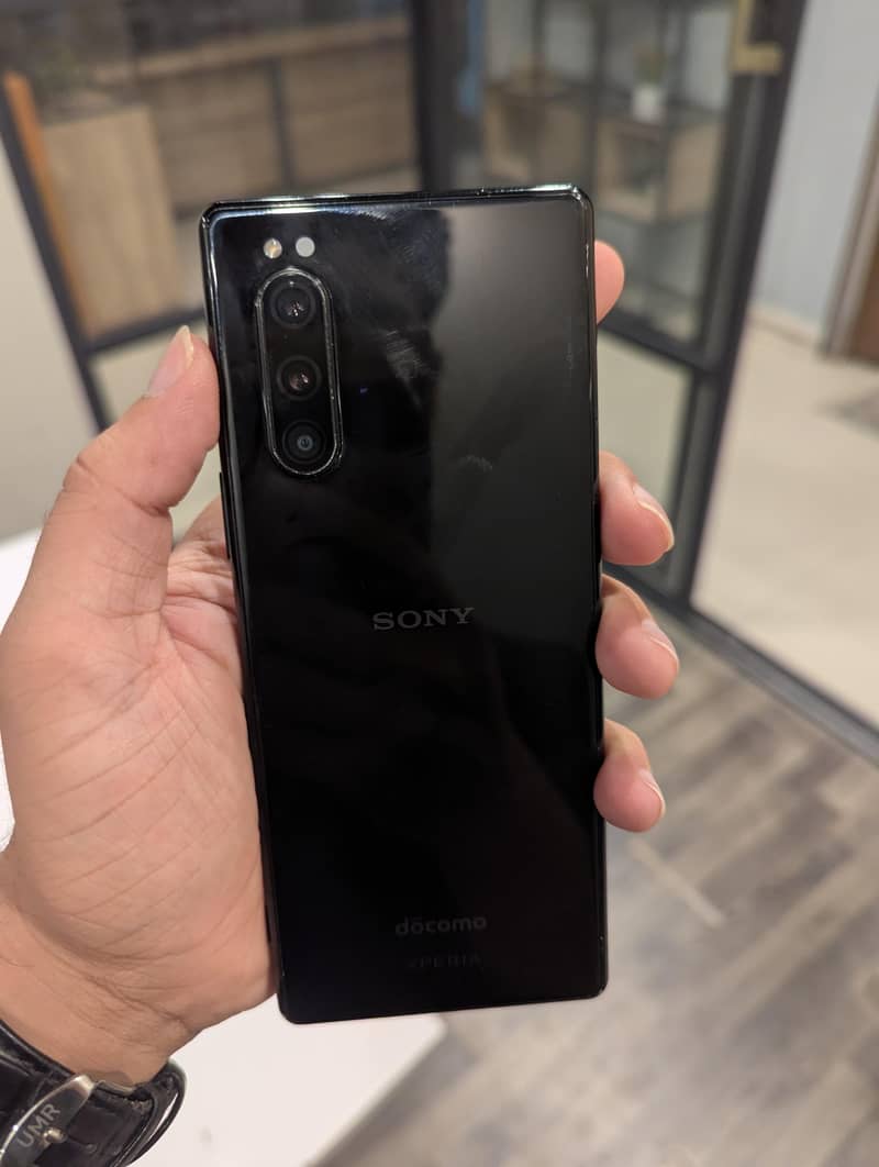 Sony 5 6
