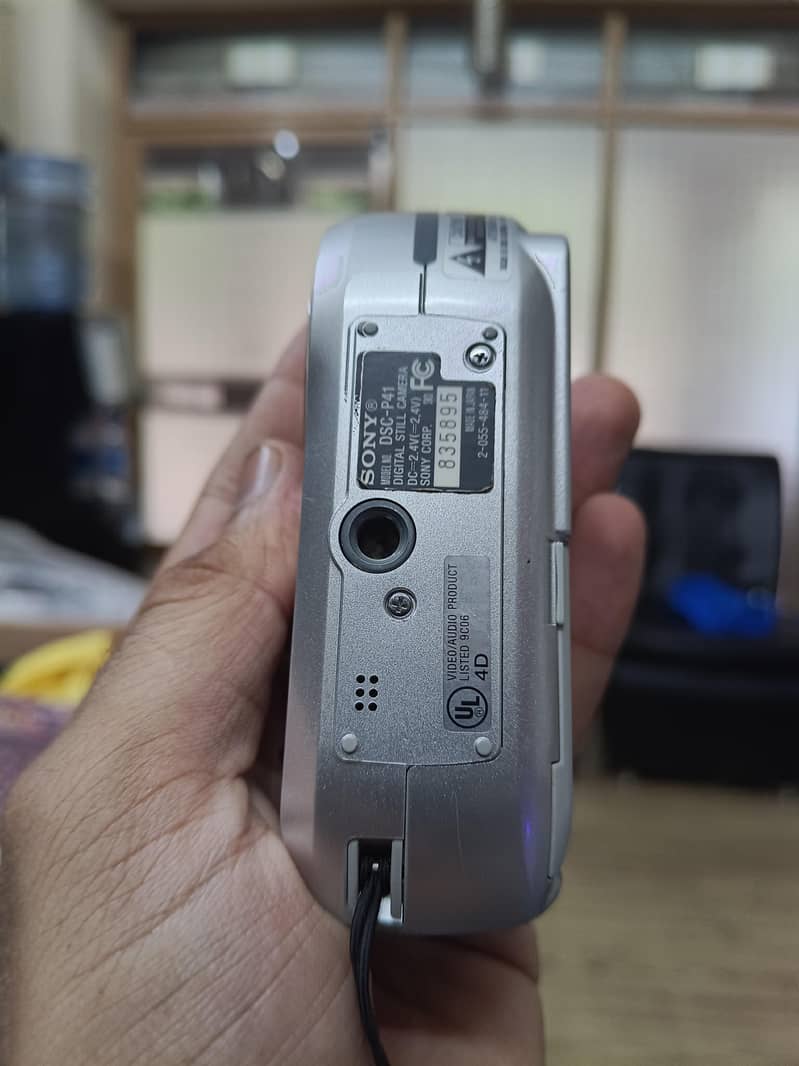Sony 4.1 Megapixels Digital Camera 5