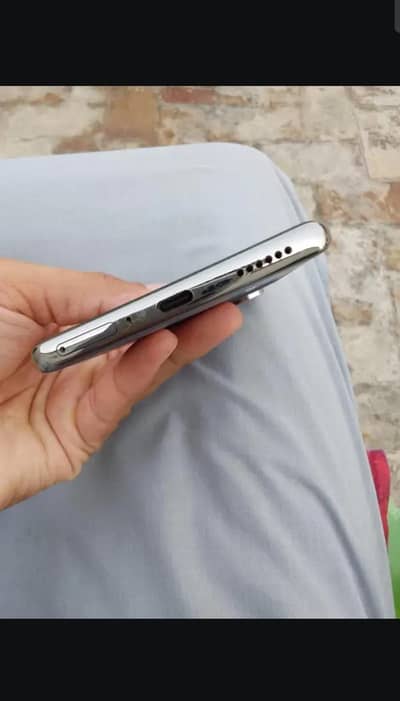 Tecno CAMON 40 Pro