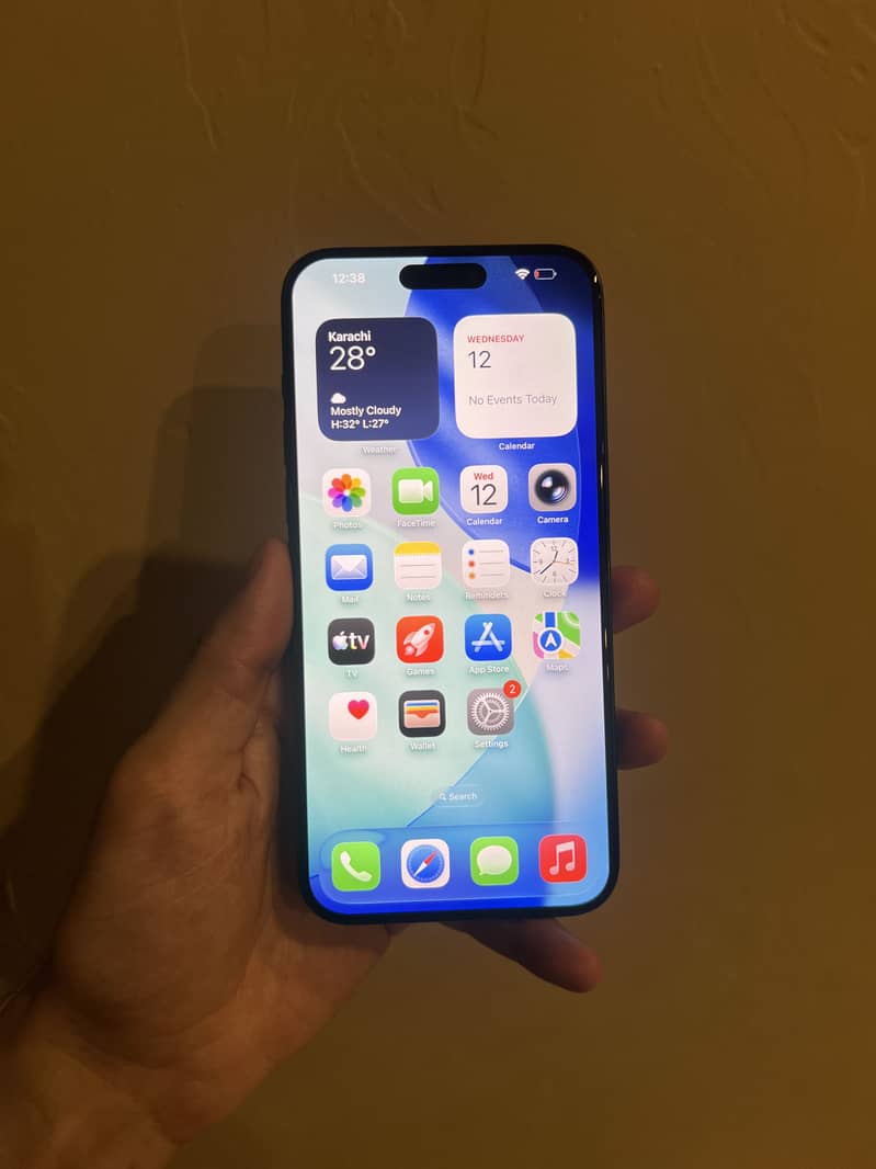 Apple iPhone 15 Pro Max 4