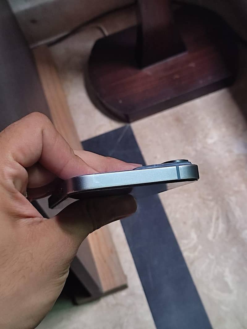 Apple iPhone 14 1