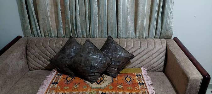 7 seater sofa set with centre table