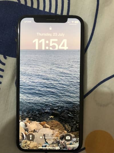 Apple iPhone XS