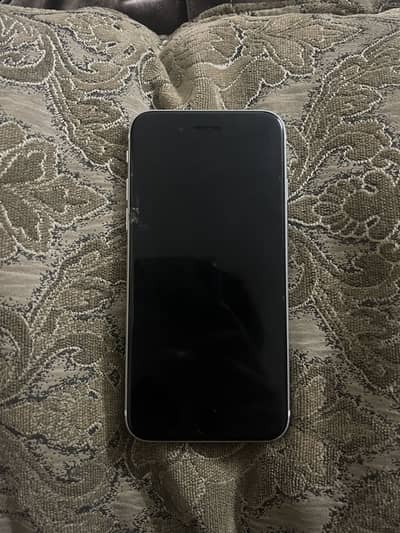 Apple iPhone SE