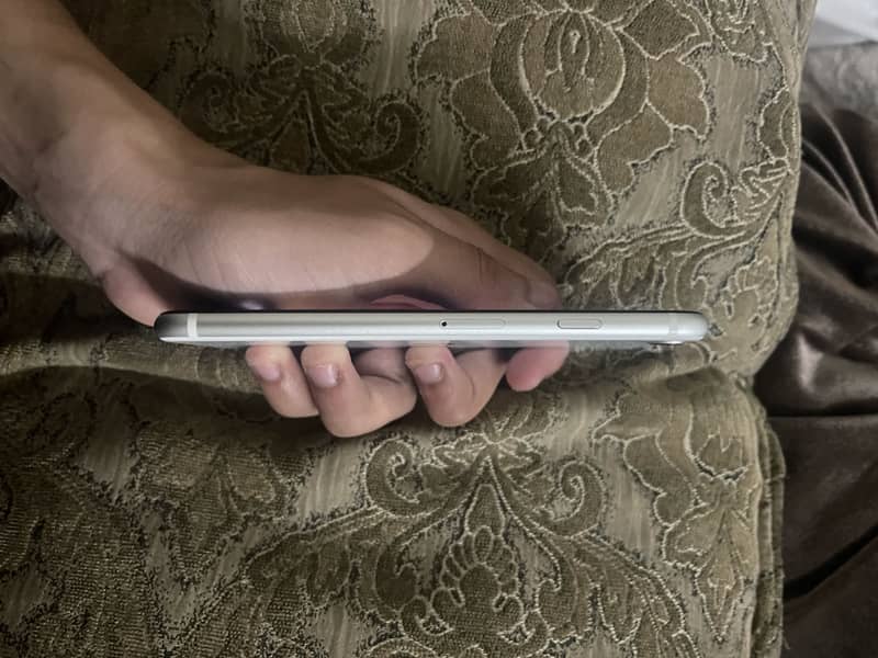 Apple iPhone SE 5