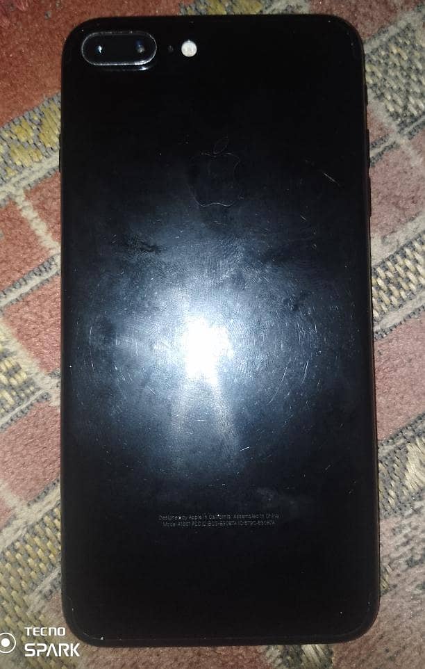Apple iPhone 7 Plus 0