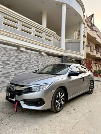 Honda Civic Oriel 1.8 Ug