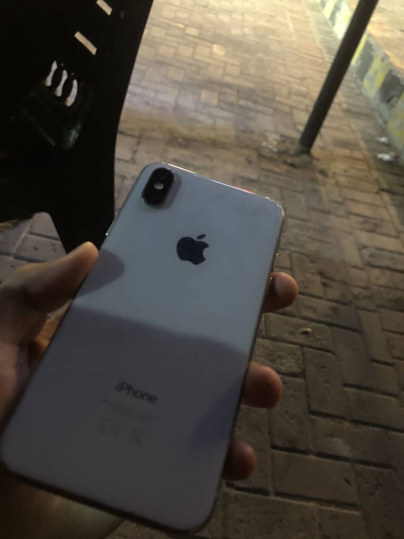Apple iPhone X 2