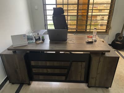 Office Furniture for Sale Urgent