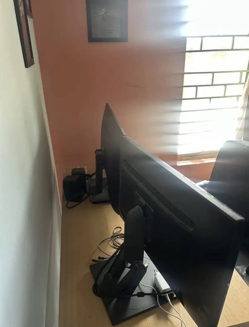 Gaming pc setup 3