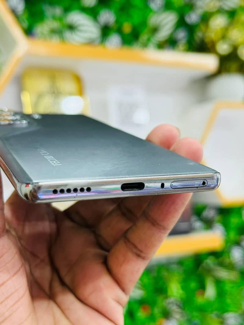 Tecno CAMON 40 Pro 2