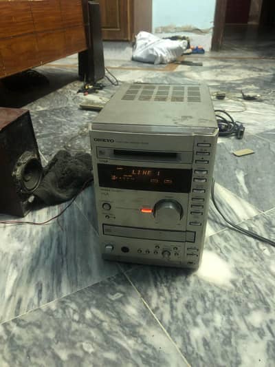 onkyo amplifier