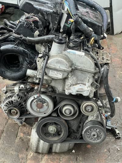 Toyota vitz 2009 model engine 1.3 cc