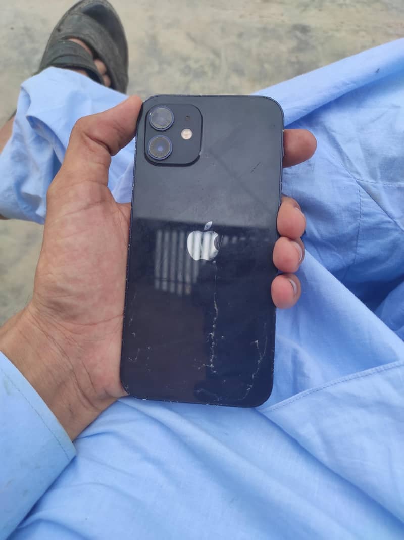Apple iPhone 12 2