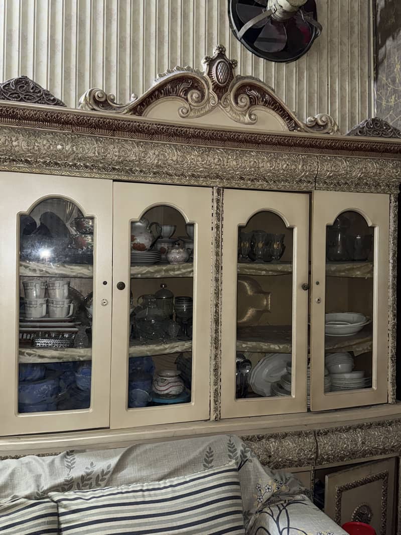 – Bed, Dressing Table, Showcase, Wardrobe 6