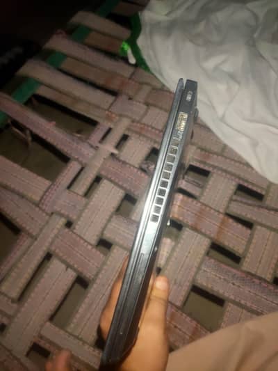 Lenovo Thinkpad i5 8th generation 128 SSD nvm condition excellent