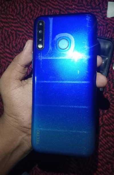 Tecno Spark 4