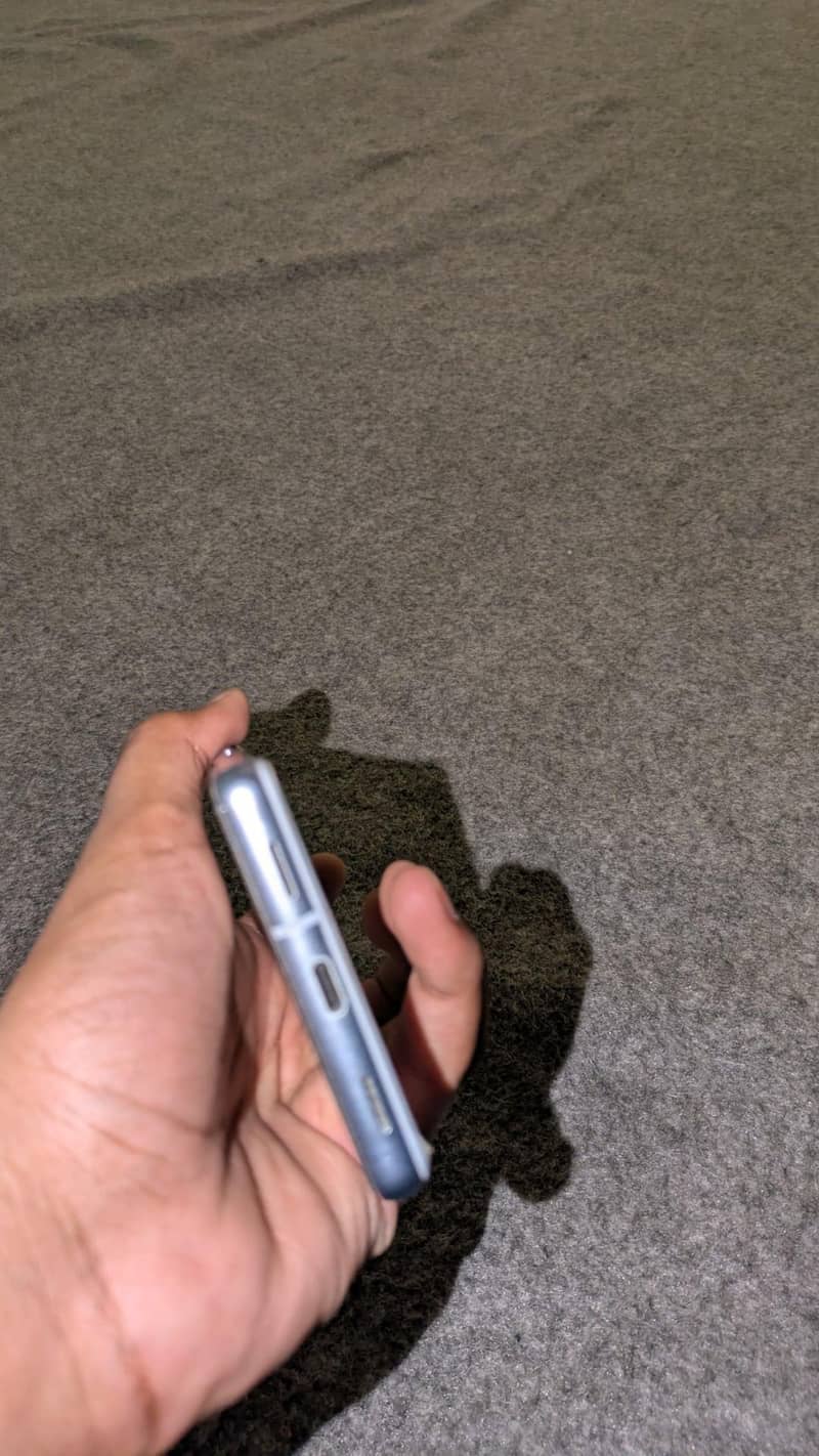 Google Pixel 7a 1