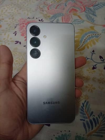 Samsung S25 256 gb 10/10