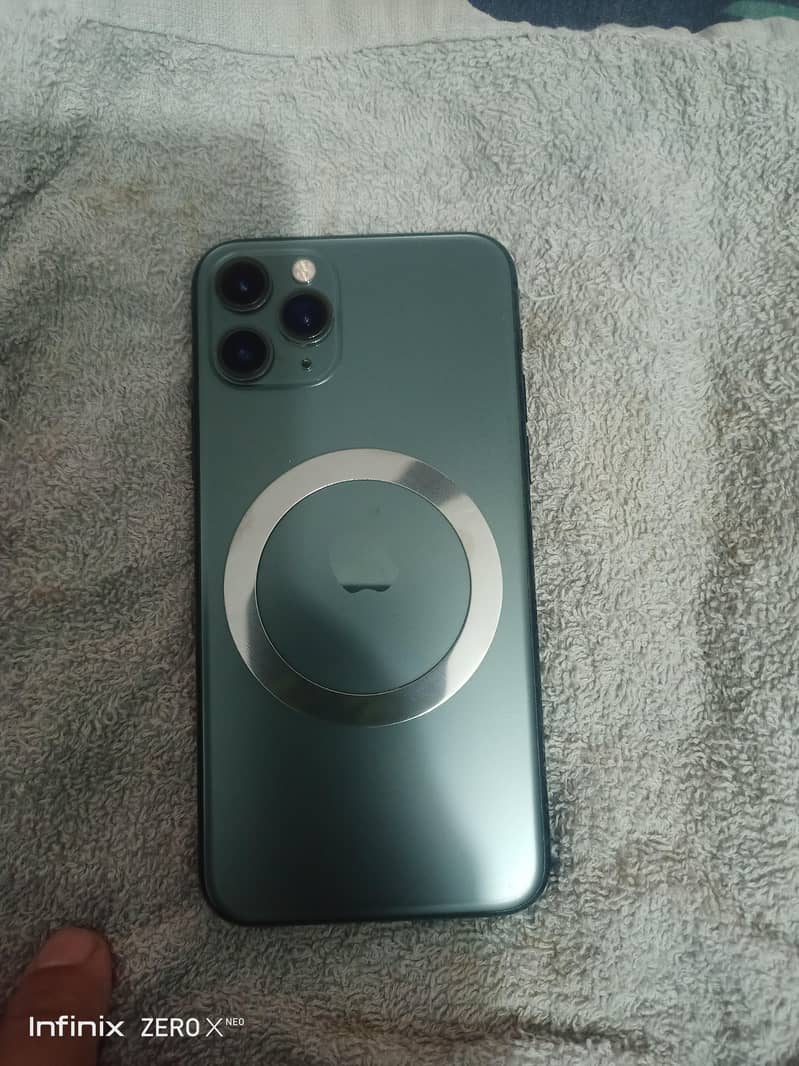 Apple iPhone 11 Pro 9