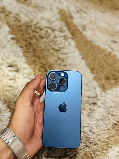 Apple iPhone 15 Pro