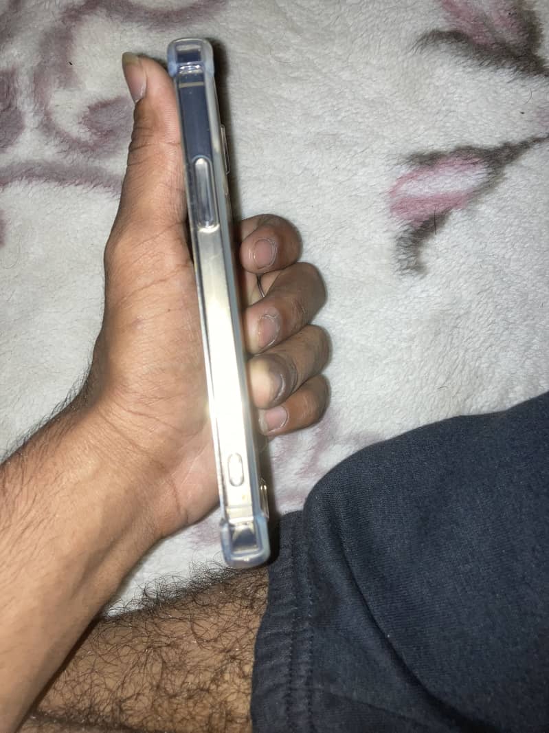 Apple iPhone 12 Pro 1