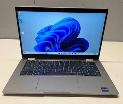 "Dell Latitude 5330 | i3 12th Gen | Touch 360° | 16/128"