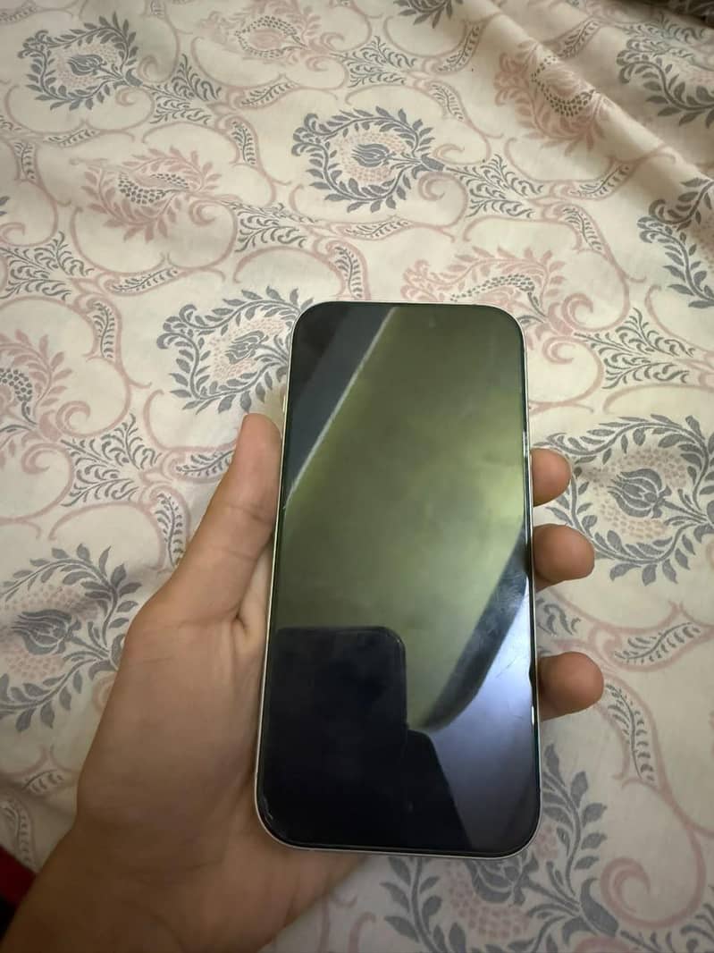 Apple iPhone 17 2