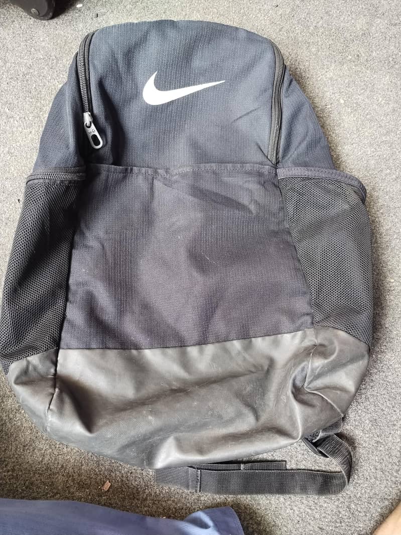 Nike backpack 4