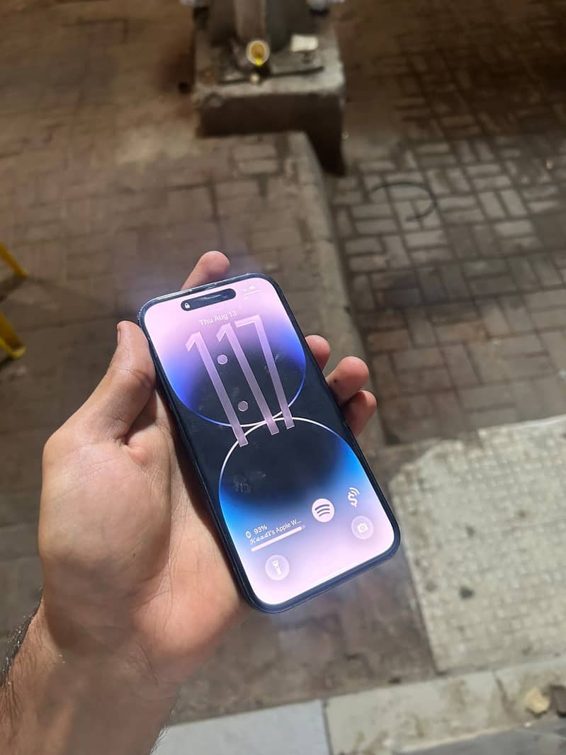 Apple iPhone 14 Pro 0