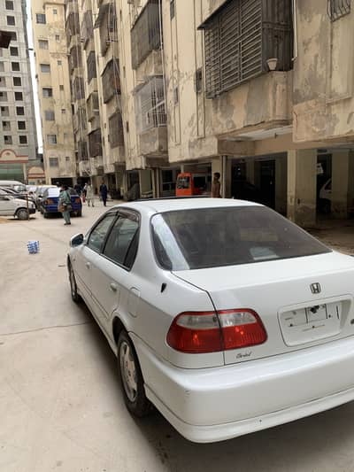 Honda Civic VTi Oriel Prosmatec 2000