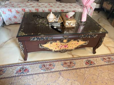 centre table with 2 side tables