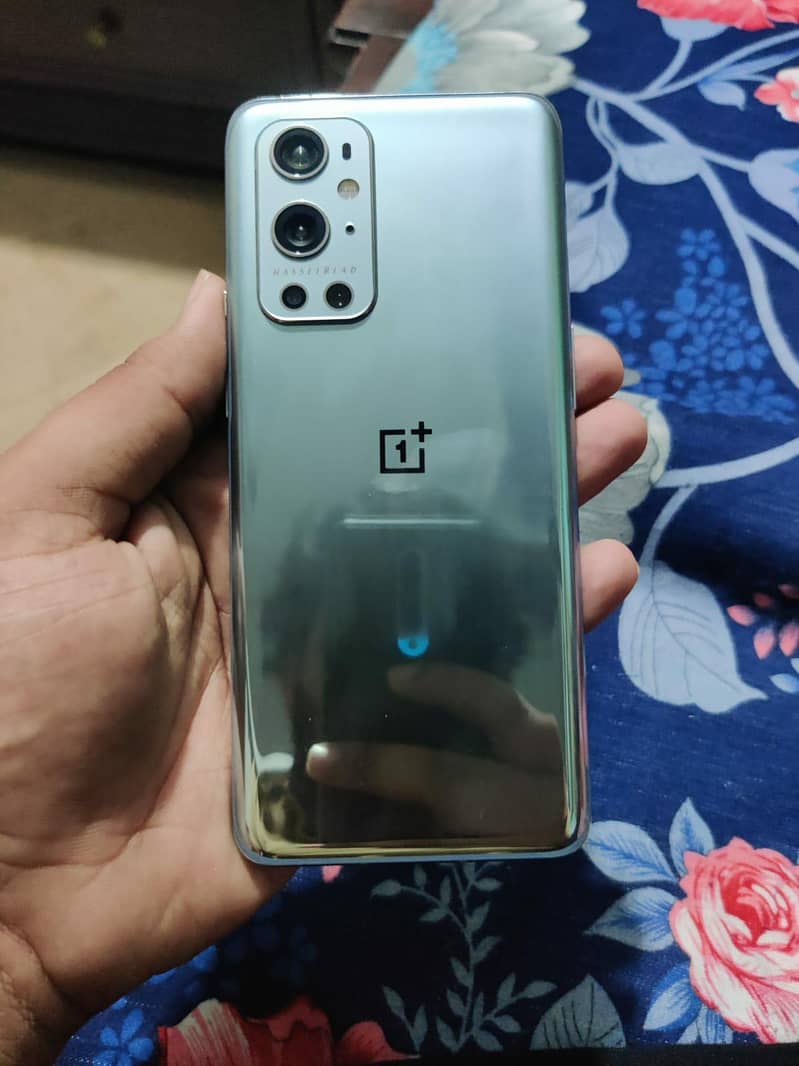 One Plus 9 Pro 4