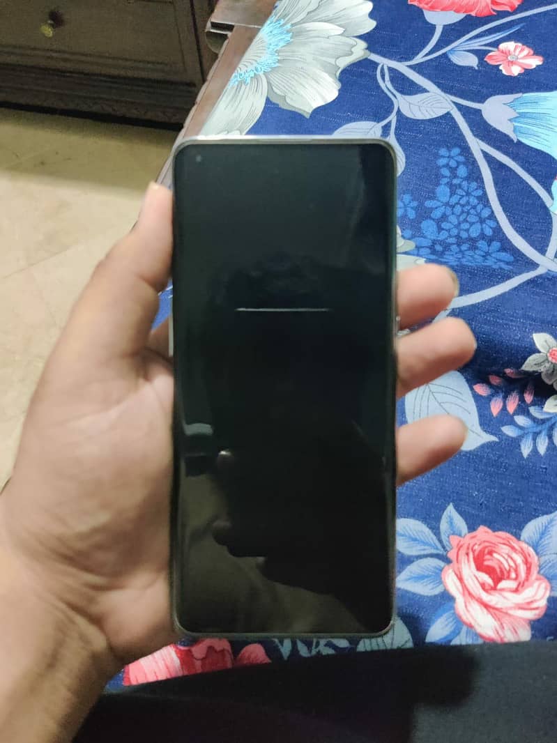 One Plus 9 Pro 5