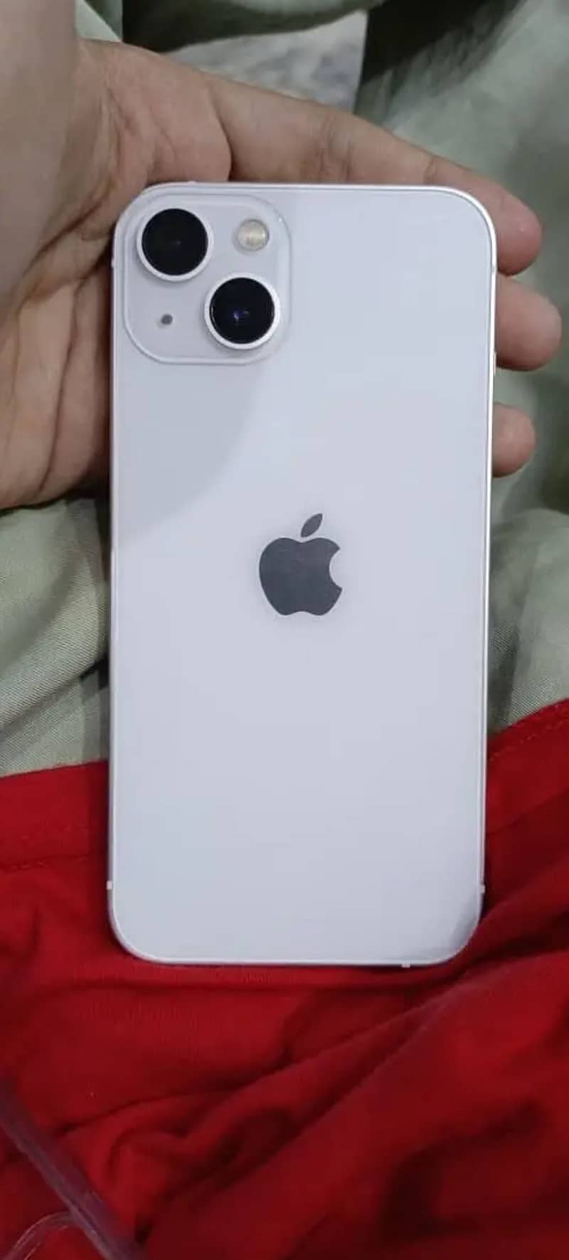 Apple iPhone 13 3
