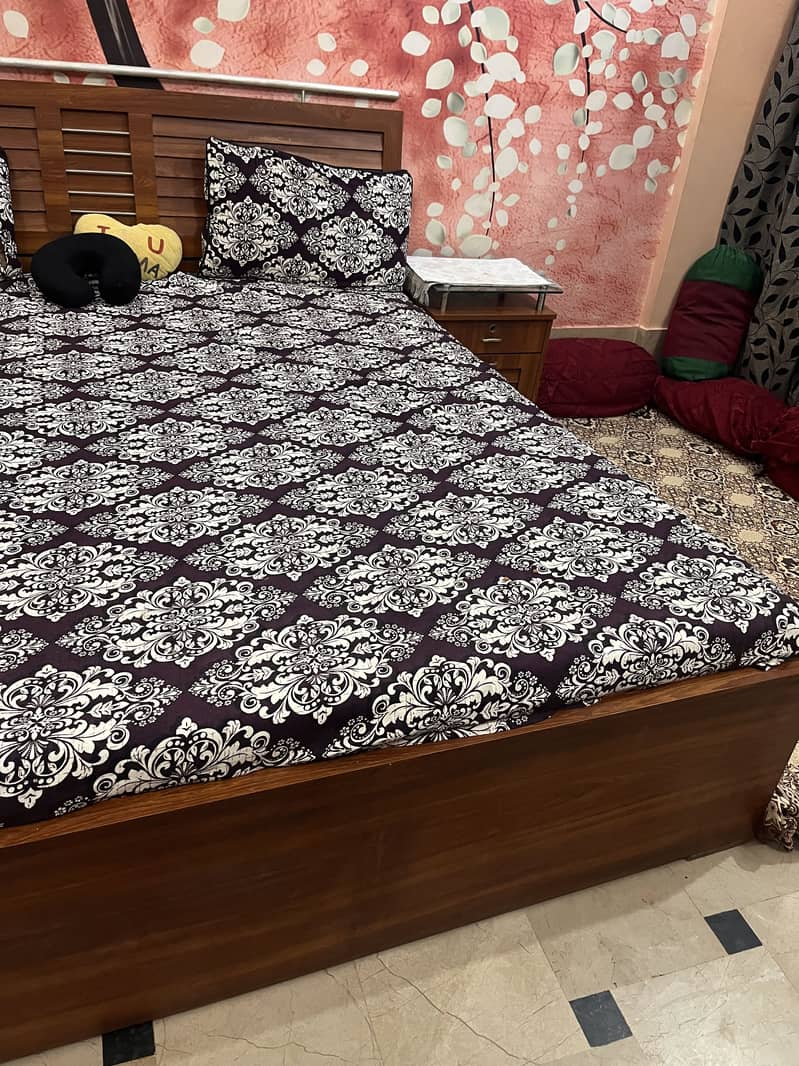 Bed room set 0
