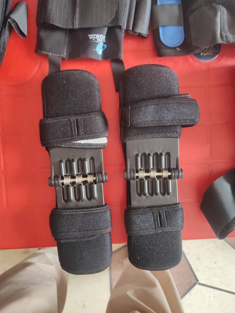 Bioskin Hinged Knee Brace 7