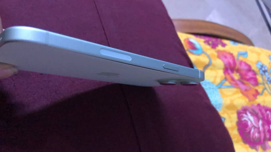 Apple iPhone 15 plus 1